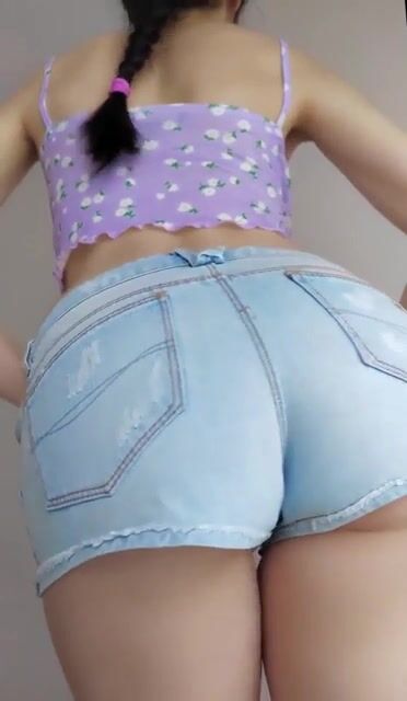 Hope I can convince you to eat me out :))