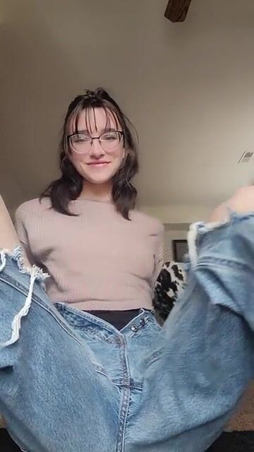 let me show you what a perfect asshole looks like